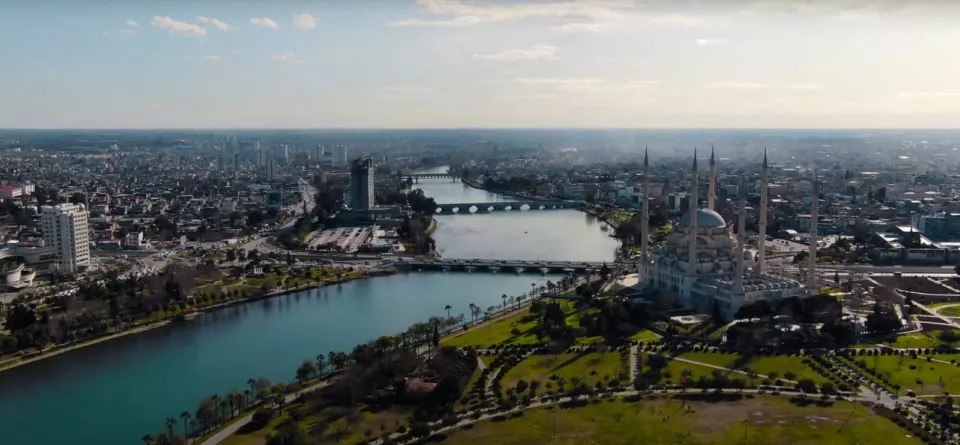 Adana şehir merkezi ve Seyhan Nehri