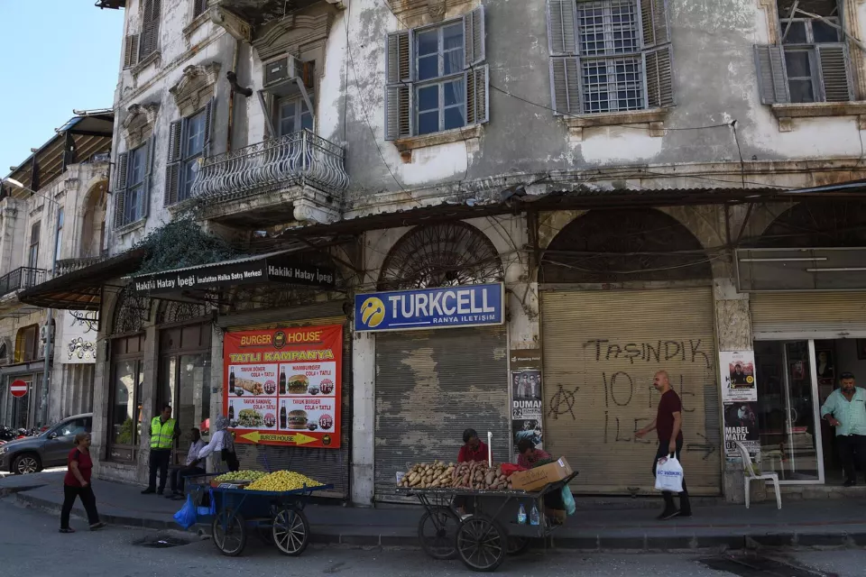 Depremden önce Antakya'da Hürriyet Caddesi