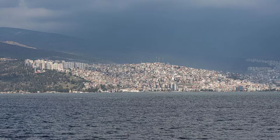 Depremden önce İzmir Bayraklı'nın genel görünümü